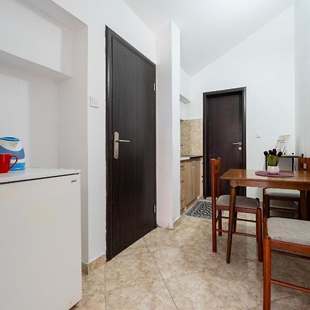 Hotel Suzana بودفا المظهر الخارجي الصورة