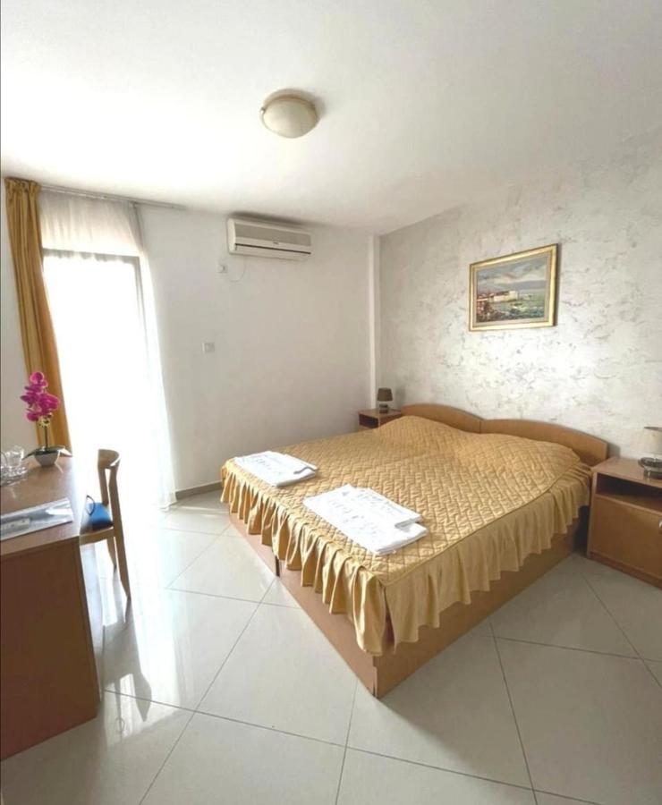 Hotel Suzana بودفا المظهر الخارجي الصورة