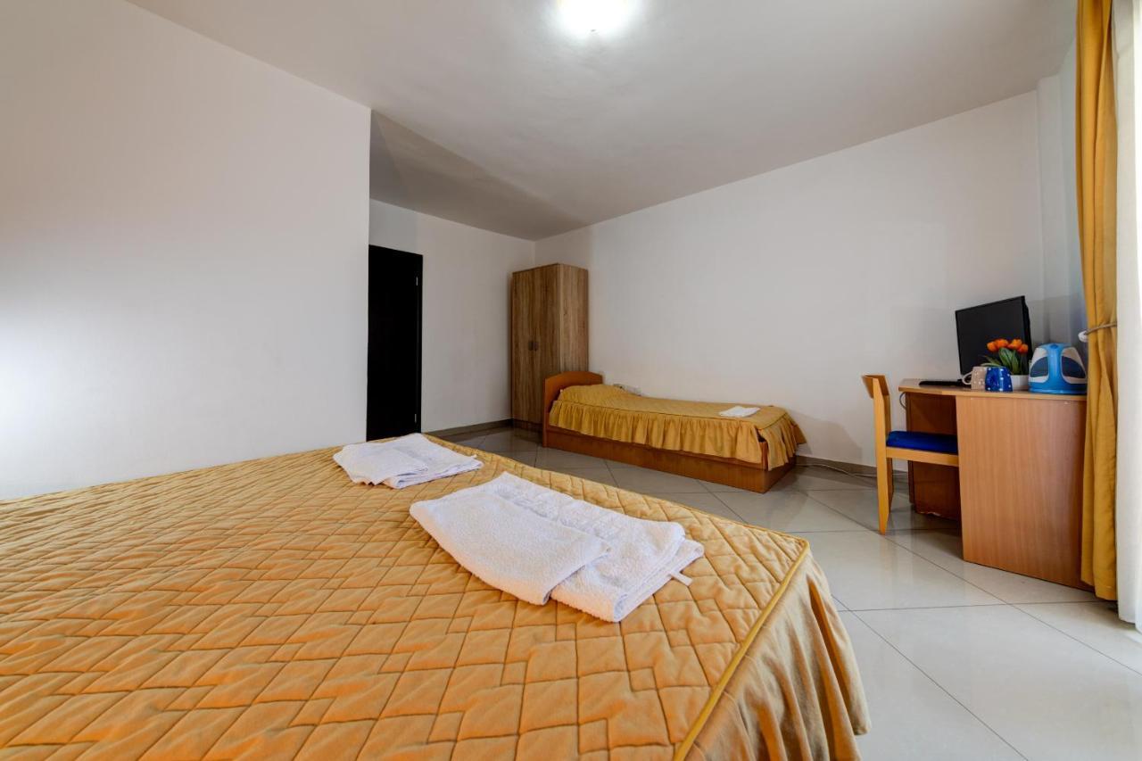 Hotel Suzana بودفا المظهر الخارجي الصورة