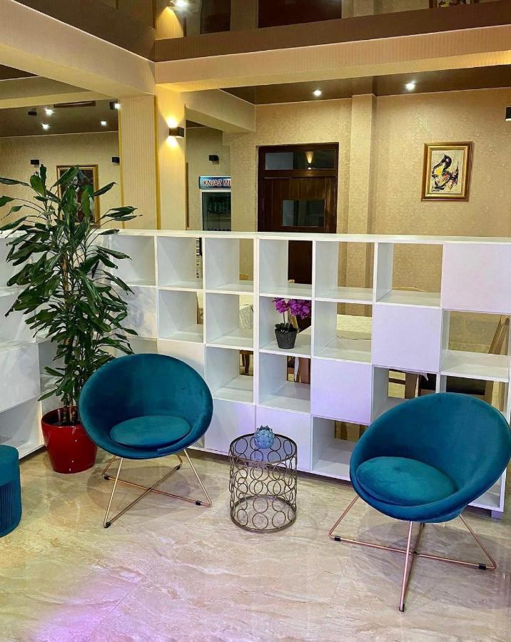 Hotel Suzana بودفا المظهر الخارجي الصورة