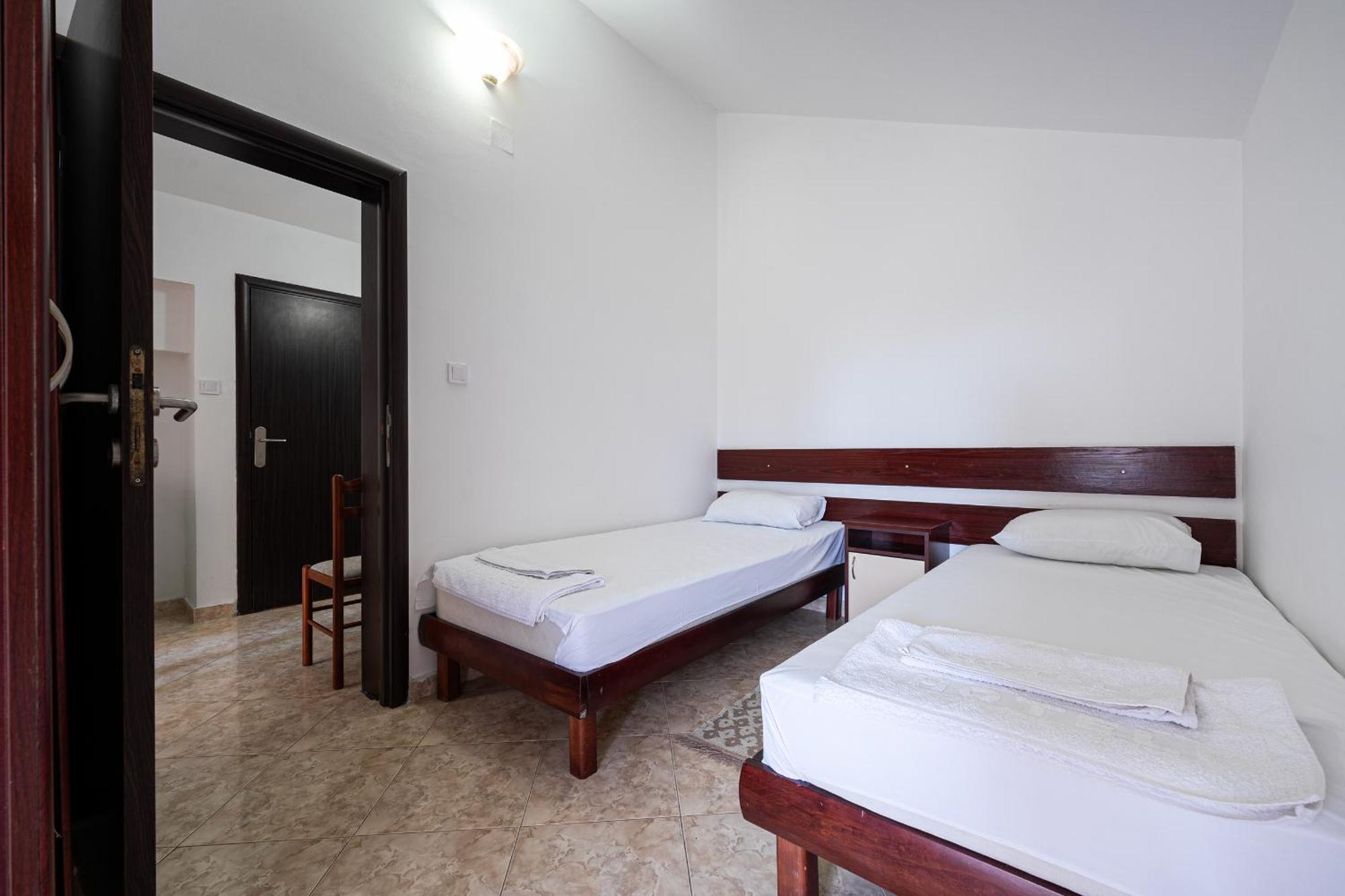 Hotel Suzana بودفا المظهر الخارجي الصورة
