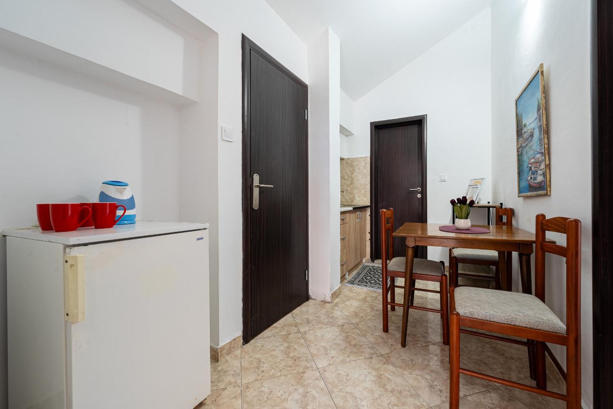 Hotel Suzana بودفا المظهر الخارجي الصورة